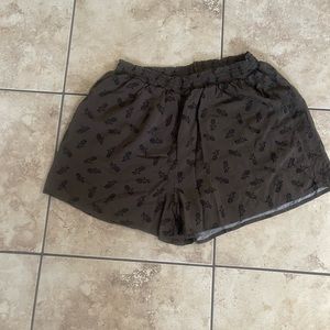 ⭐️TAKE 50% OFF⭐️ Ardene’s shorts